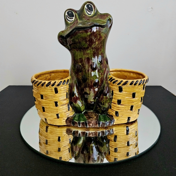 VTG 70's Ceramic Frog Planter - Picture 1 of 11
